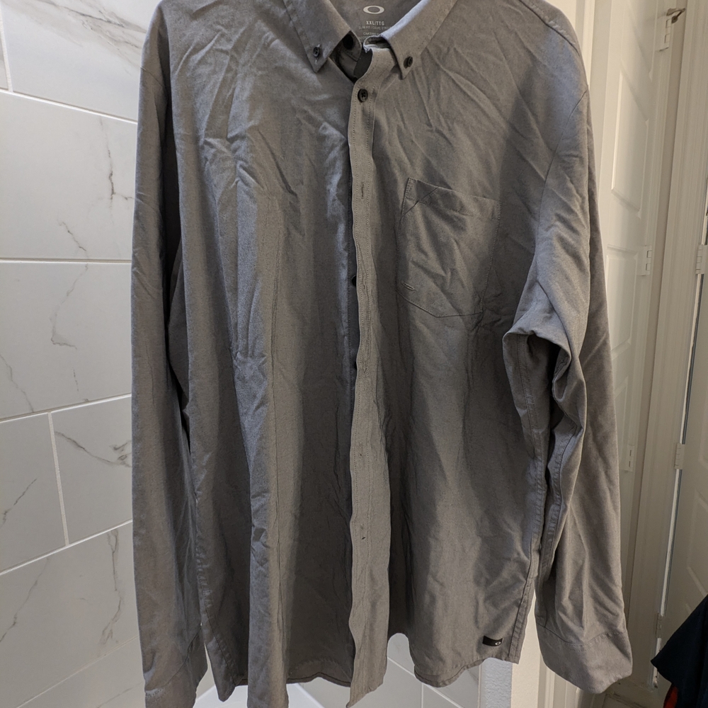 Oakley Men's Charcoal Button-Down Shirt